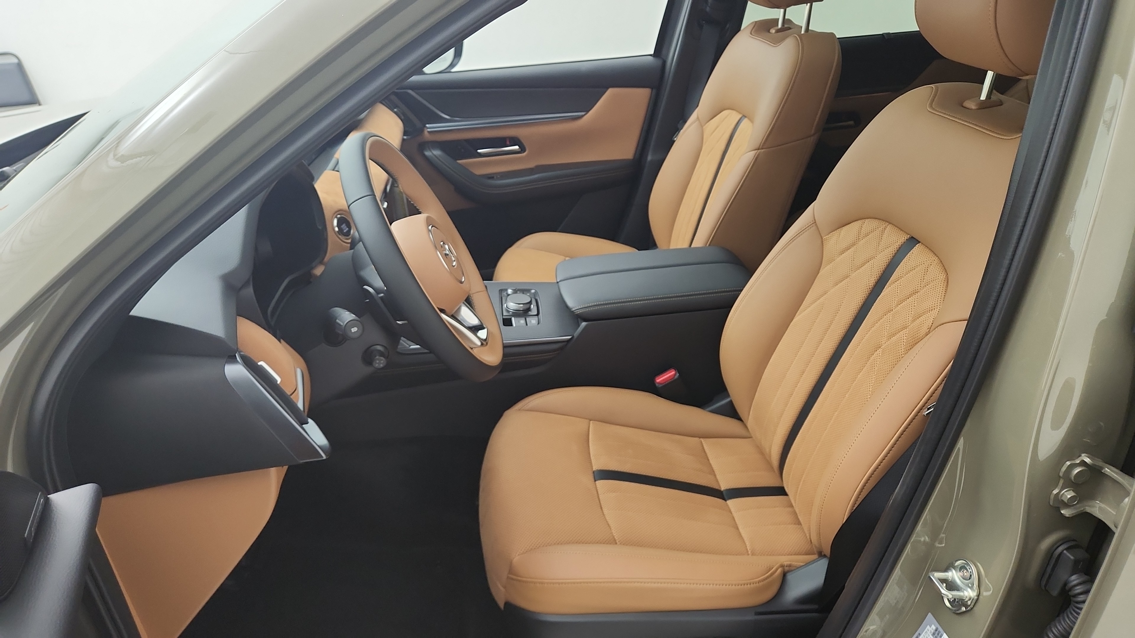 ダイヤモンド New Zircon Sand Metallic 2026 Mazda CX-70 3.3 Turbo S Premium Plus